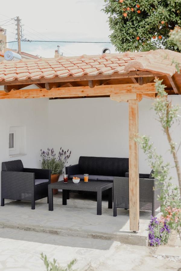The Olive House Διαμέρισμα Néa Péramos Εξωτερικό φωτογραφία